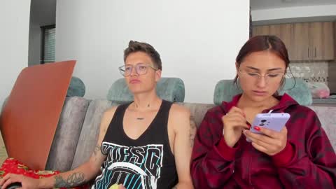 A Sexy Couple online show from 12-04-24, 07:12