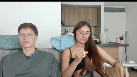 A Sexy Couple online show from 02-17-25, 06:04