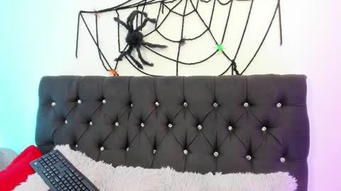 A Sexy Couple online show from 10-16-25, 07:26