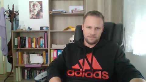 Long distance cumshot online show from 11-26-25, 11:22