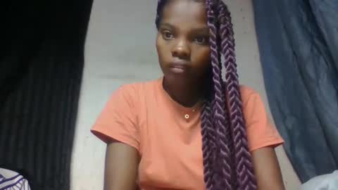 aadienne online show from 04-25-26, 07:22