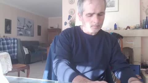 Aalex1717 online show from 02-04-25, 01:06