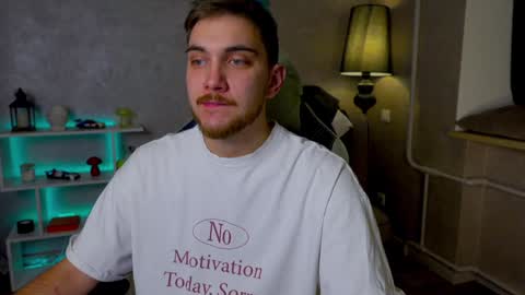 Alex online show from 01-05-25, 05:09