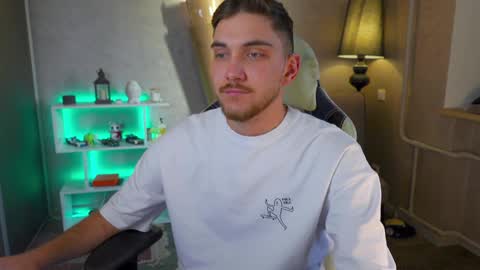 Alex online show from 02-27-25, 05:13