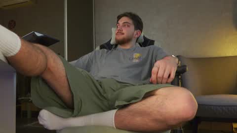 Alex online show from 10-30-25, 08:49