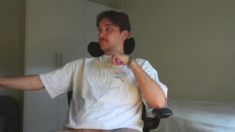 Alex online show from 04-16-26, 04:08