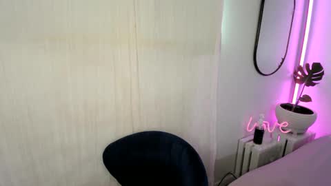 Aaliyahlayla online show from 12-29-24, 01:34