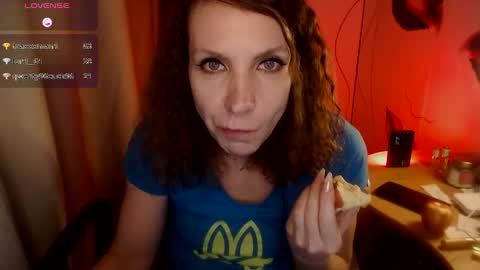 Katie online show from 01-06-25, 04:04