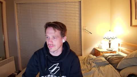 Snapshot of aanal341330 chatting on 12-14-25, 10:53 Kris online show from 12-14-25, 10:53