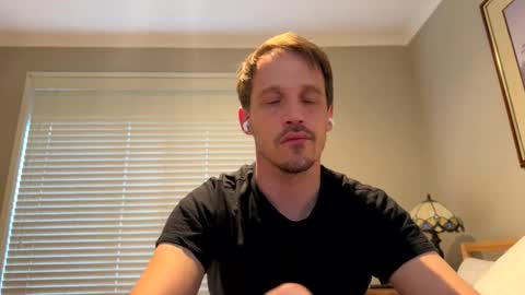 Kris online show from 03-25-26, 07:58