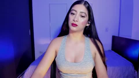 Snapshot of aandreamartinez1 chatting on 05-17-26, 11:12 andrea online show from 05-17-26, 11:12