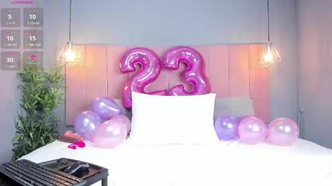 Snapshot of aarialove chatting on 10-31-25, 09:05 A R I A L online show from 10-31-25, 09:05