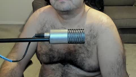 Snapshot of aaroleplayer chatting on 12-25-24, 04:33 Aaron online show from 12-25-24, 04:33