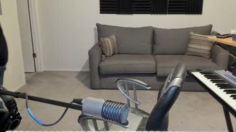 Snapshot of aaroleplayer chatting on 01-01-25, 02:51 Aaron online show from 01-01-25, 02:51