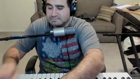 Snapshot of aaroleplayer chatting on 02-09-25, 09:28 Aaron online show from 02-09-25, 09:28