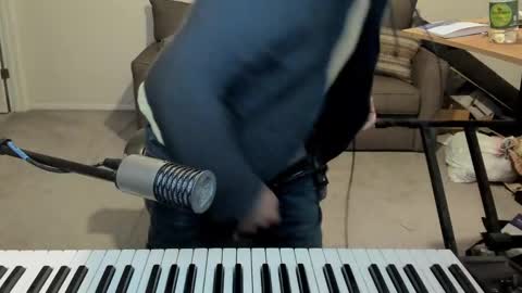 Snapshot of aaroleplayer chatting on 02-19-25, 11:25 Aaron online show from 02-19-25, 11:25