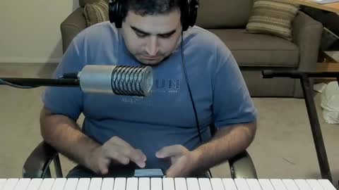 Snapshot of aaroleplayer chatting on 02-21-25, 10:37 Aaron online show from 02-21-25, 10:37