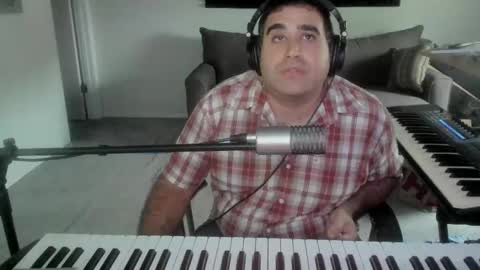 Snapshot of aaroleplayer chatting on 09-23-25, 09:51 Aaron online show from 09-23-25, 09:51