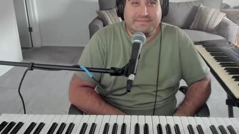 Snapshot of aaroleplayer chatting on 10-18-25, 04:19 Aaron online show from 10-18-25, 04:19