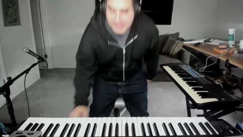 Snapshot of aaroleplayer chatting on 11-15-25, 05:09 Aaron online show from 11-15-25, 05:09