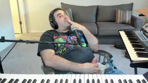 Aaron online show from 05-12-26, 10:51