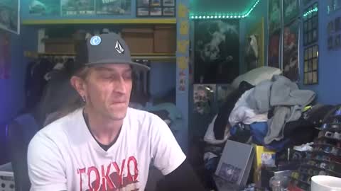 Snapshot of aaron111dub chatting on 12-23-24, 07:06 NorCalLongSlong online show from 12-23-24, 07:06