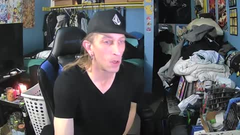 Snapshot of aaron111dub chatting on 02-21-25, 06:29 NorCalLongSlong online show from 02-21-25, 06:29