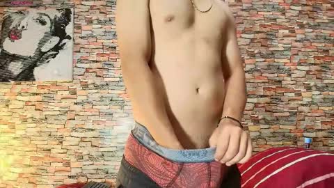 Aaron y Antonella online show from 03-31-26, 01:55