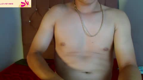 Aaron y Antonella online show from 04-10-26, 09:19