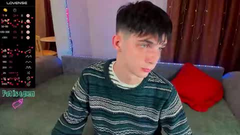 Aaron Bang online show from 10-27-25, 12:26