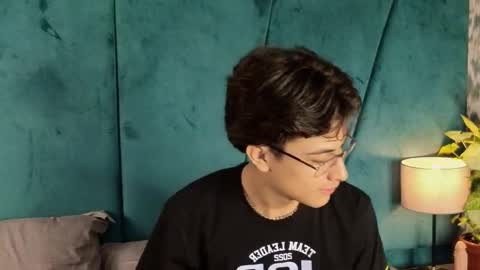 Aaron Ezequiel online show from 09-18-25, 10:01