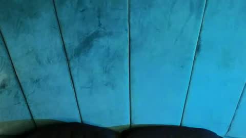 Aaron Ezequiel online show from 10-24-25, 10:50