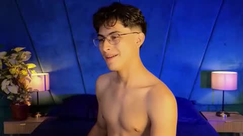 Aaron Ezequiel online show from 11-29-25, 10:13