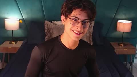 Aaron Ezequiel online show from 05-31-26, 08:10