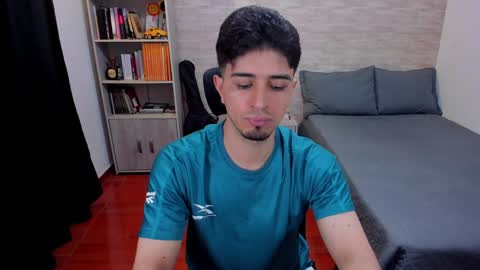 Aaron online show from 12-06-24, 07:34