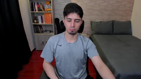 Aaron online show from 12-07-24, 06:59