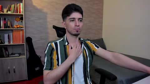 Aaron online show from 03-01-25, 06:54