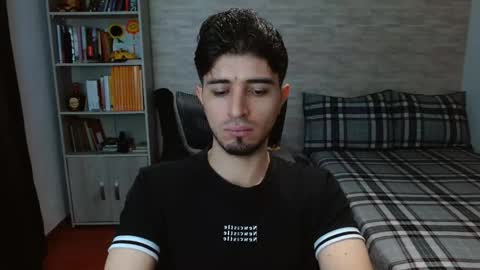 Aaron online show from 10-14-25, 07:47