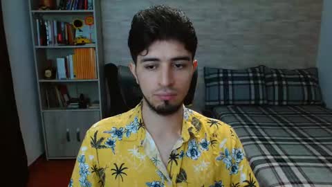 Aaron online show from 10-21-25, 07:25