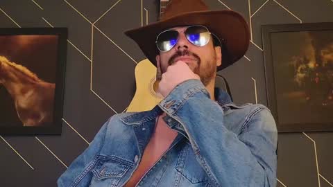 Aaron online show from 02-06-25, 02:33