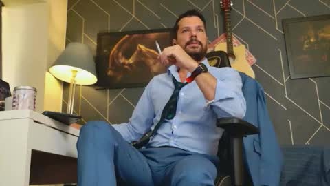 Aaron online show from 09-10-25, 06:46