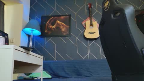 Aaron online show from 09-12-25, 10:26