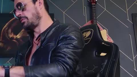 Aaron online show from 02-28-26, 07:20