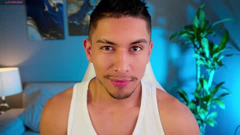 AARON  online show from 01-02-25, 07:51