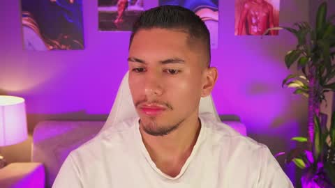 AARON  online show from 01-28-25, 09:08