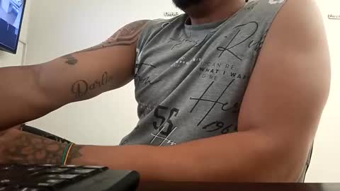 ig aaron hunter123 online show from 01-06-25, 06:10