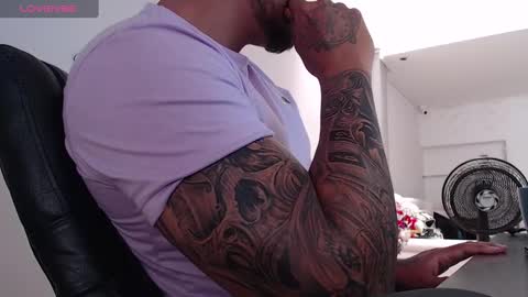 ig aaron hunter123 online show from 02-06-25, 05:19