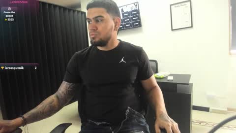 ig aaron hunter123 online show from 03-17-26, 03:26