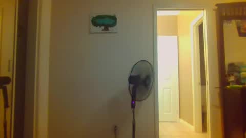 aaronprezent online show from 10-05-25, 07:50