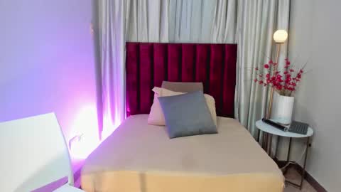 Abbie Joness online show from 11-27-25, 11:12